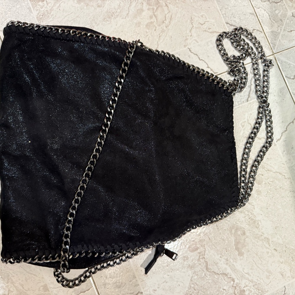 Black Chain Strap Shoulder Bag - Picture 3 of 3